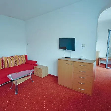 Goetznerhof - Self-check-in Hotel Innsbruck