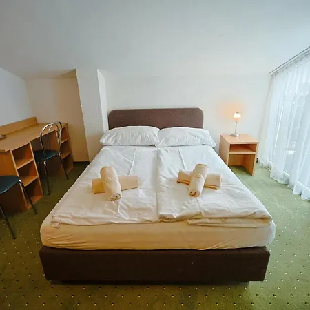 Goetznerhof - Self-check-in Hotel