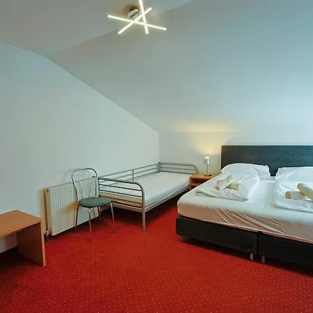 Goetznerhof - Self-check-in Hotel Innsbruck