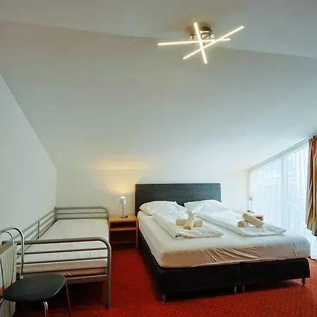 Hotel Goetznerhof - Self-check-in Innsbruck