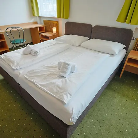 Hotel Goetznerhof - Self-check-in Innsbruck