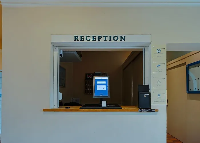 Goetznerhof - Self-check-in Отель 3*