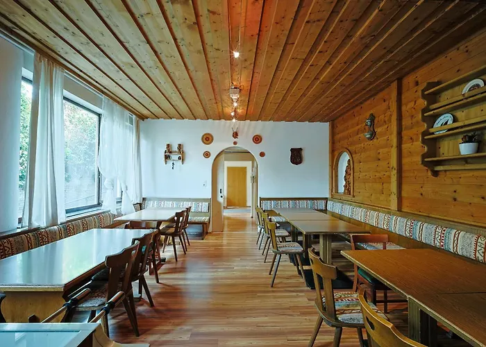 Hotel Goetznerhof - Self-check-in Innsbruck