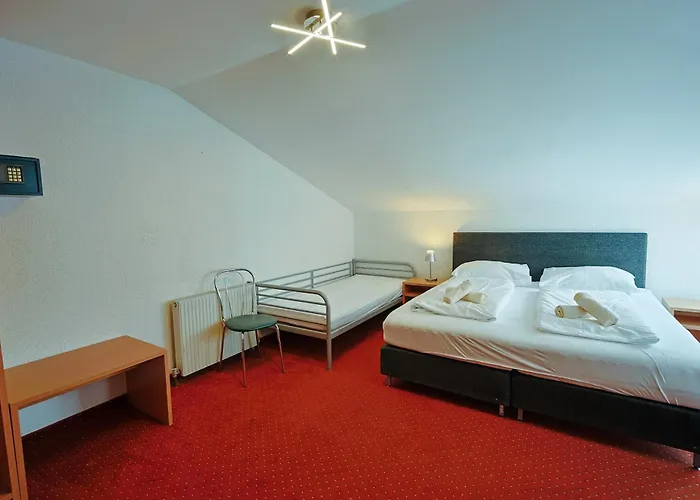 Goetznerhof - Self-check-in Hotel Innsbruck